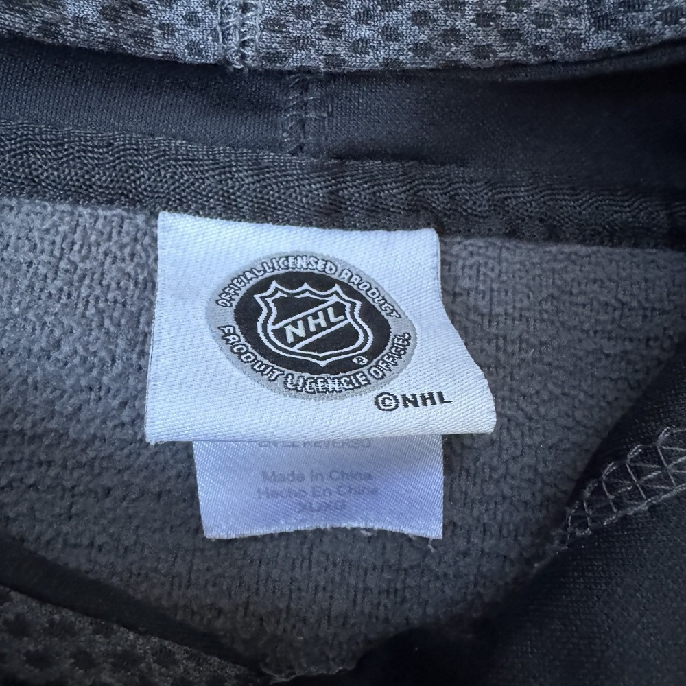 Boston Bruins Hoodie NHL XL Gray Hockey Pullover Kangaroo Pocket - Picture 3 of 6